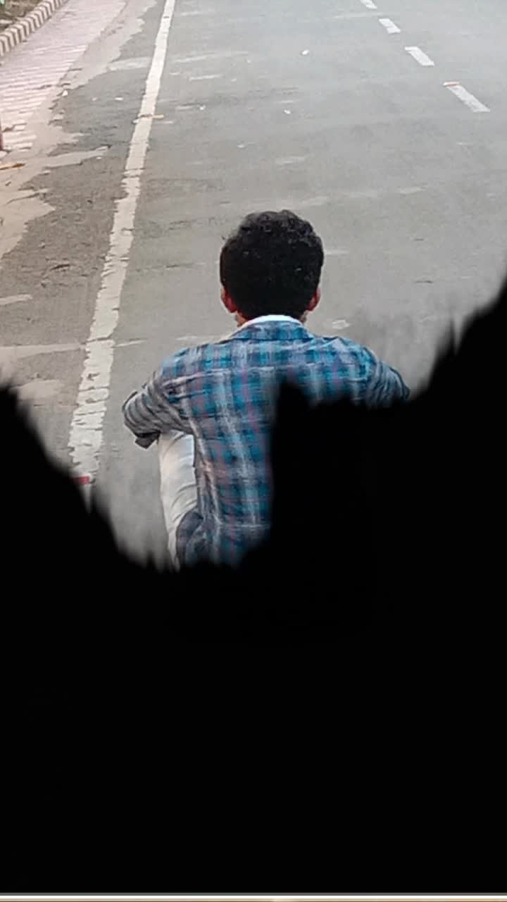 @Gowda gari abbaii. seshu tarak