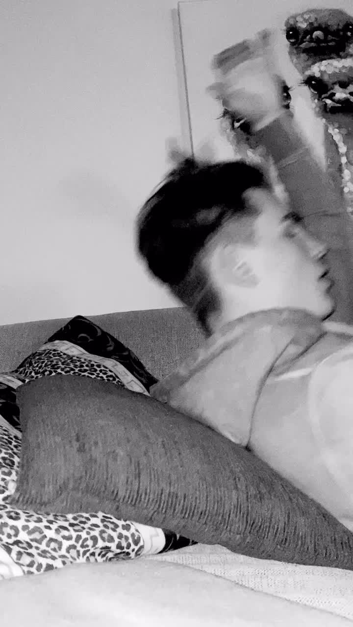 @benbw_