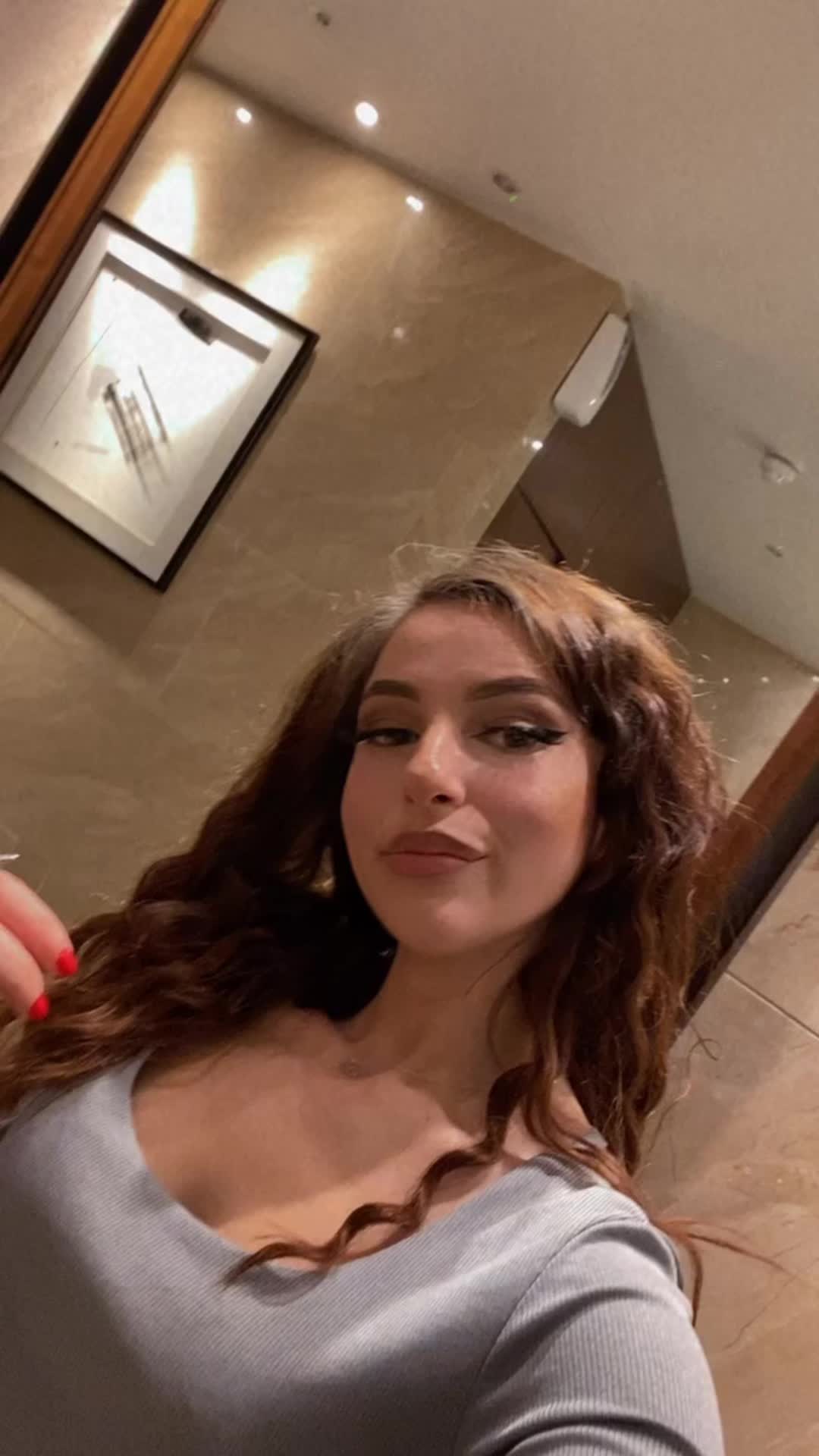@artjola