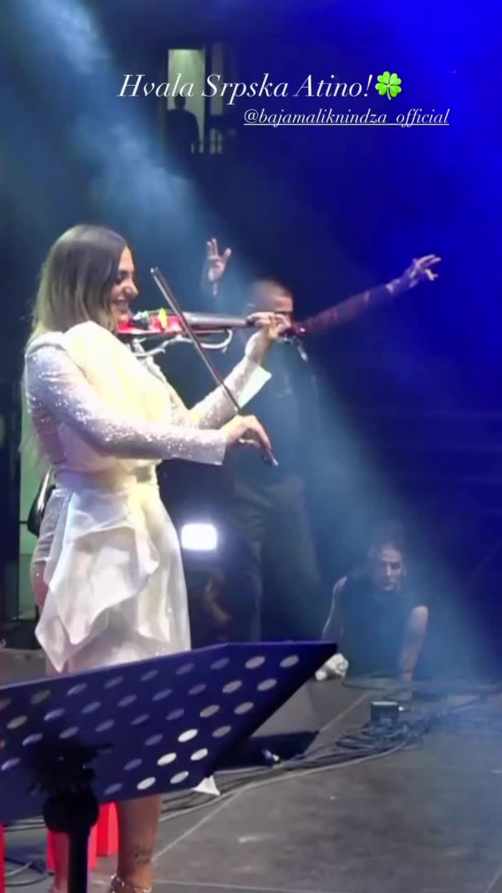 @Simović, Jovana🎻