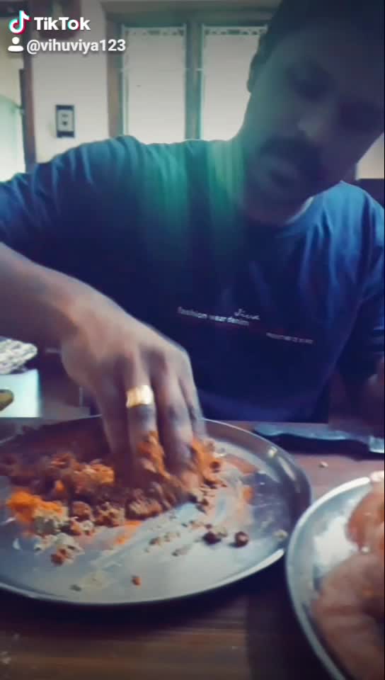 @vihuviya123