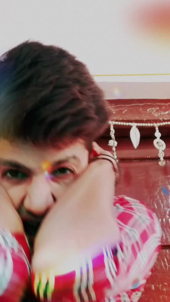 @L&ugrave;v Agarwal