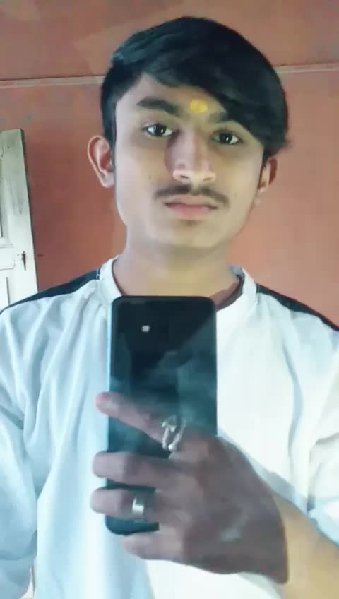 @BADBOI👅_《YASH》