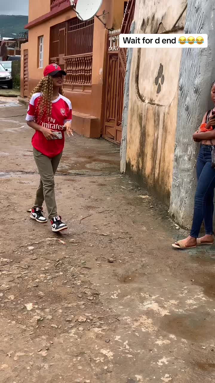 @prettyylaurakoroma