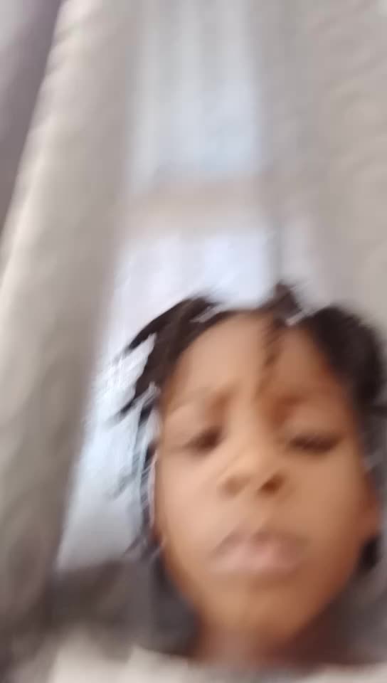 @danieshya