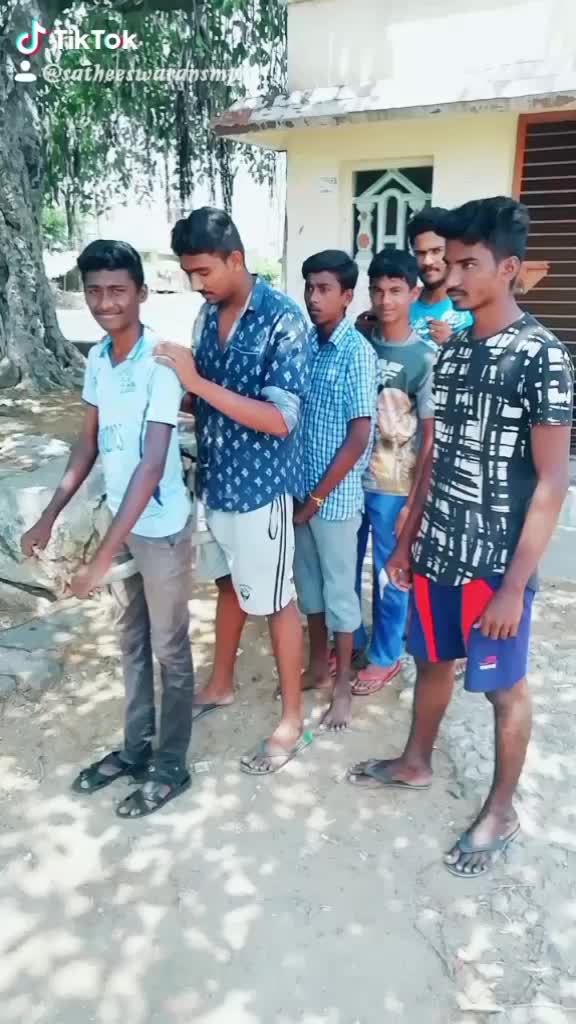 @😎