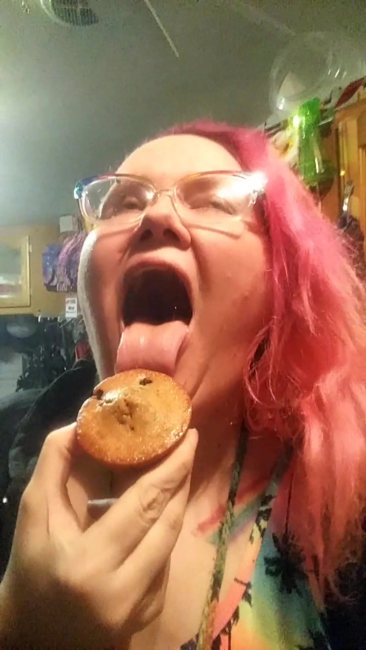 @MsKnotty Perv