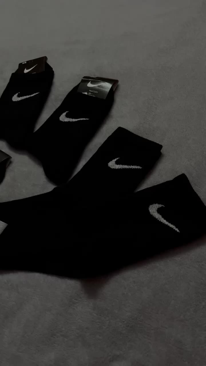 @FoxSocks