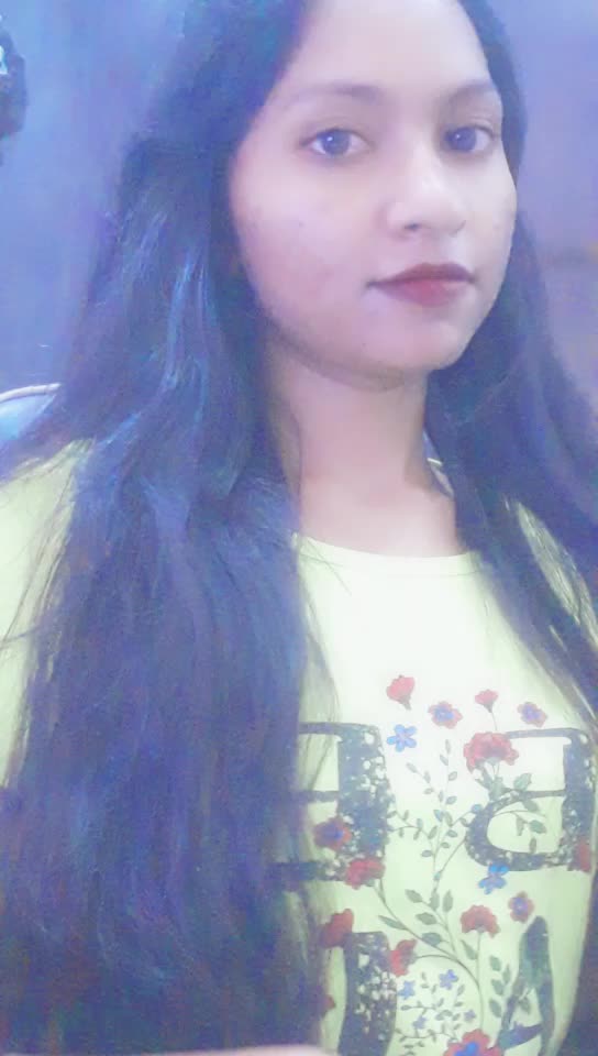 @kdivya_