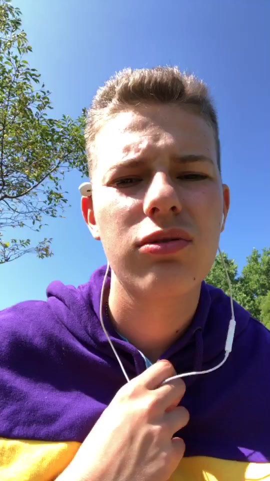 @Valentin