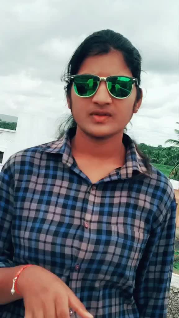 @anushri751
