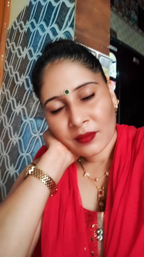 @savi gautam