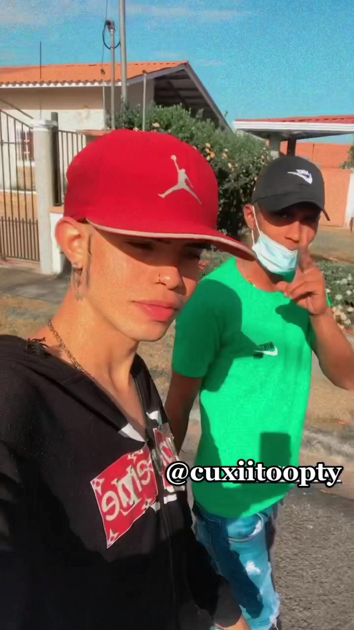 @Cuxiitoo