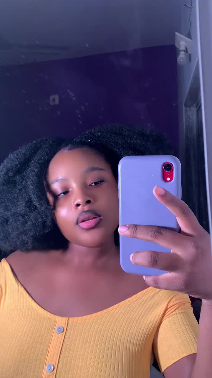 @Manuella✨🌸