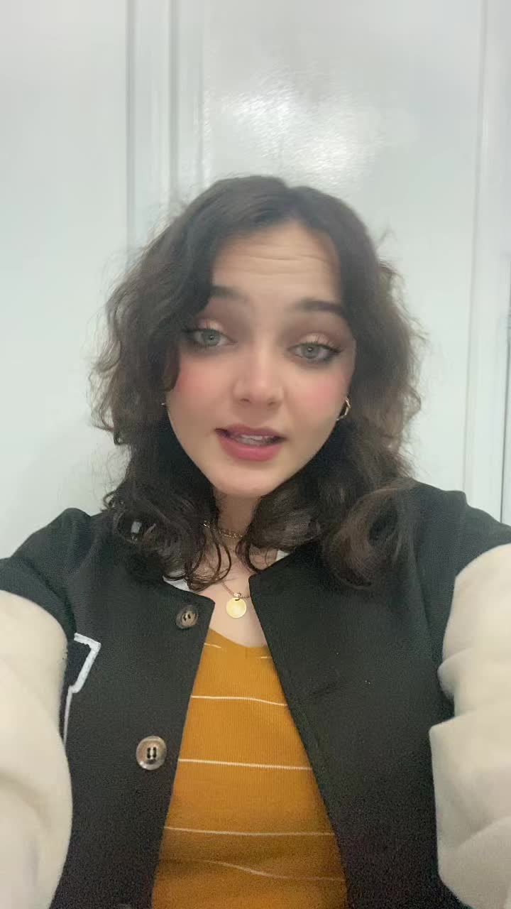 @_Gretaa_