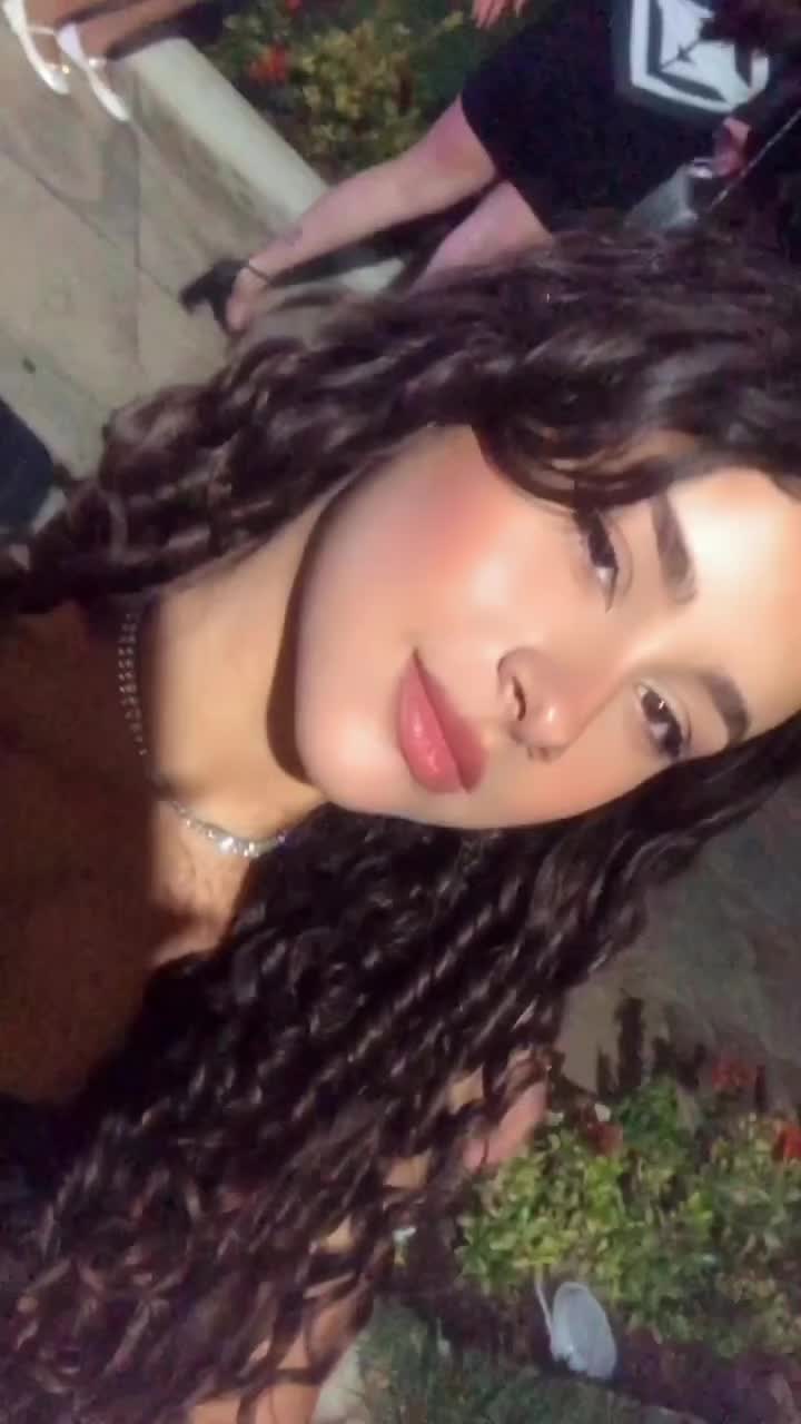 @Gabriela