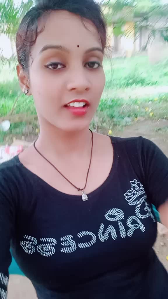 @Call me Monaaa.. 💝
