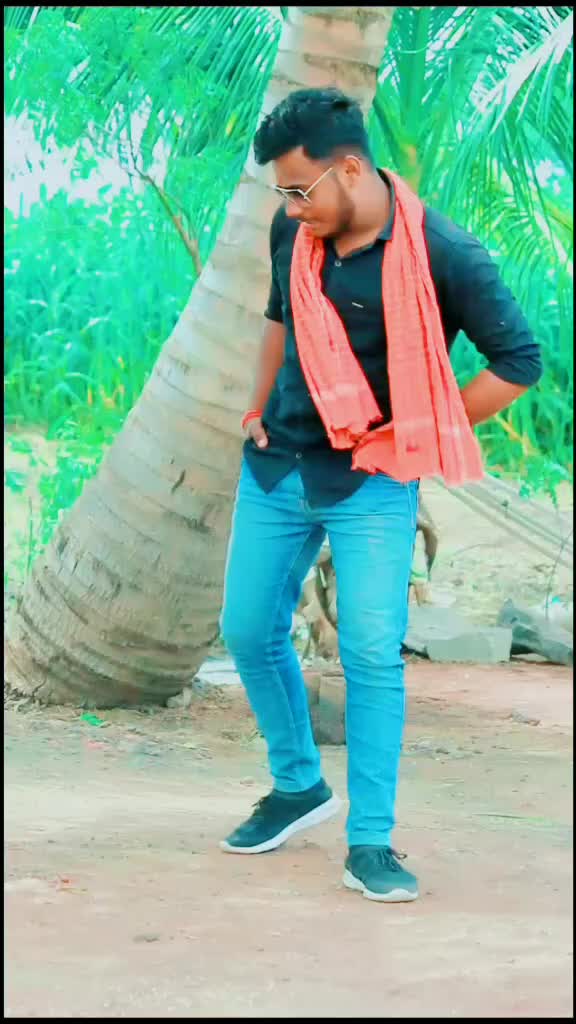 @😎The Comrade 💪
