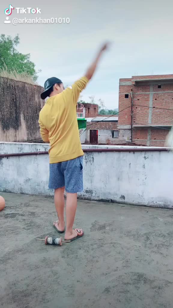 @kHAN SAHAB😎