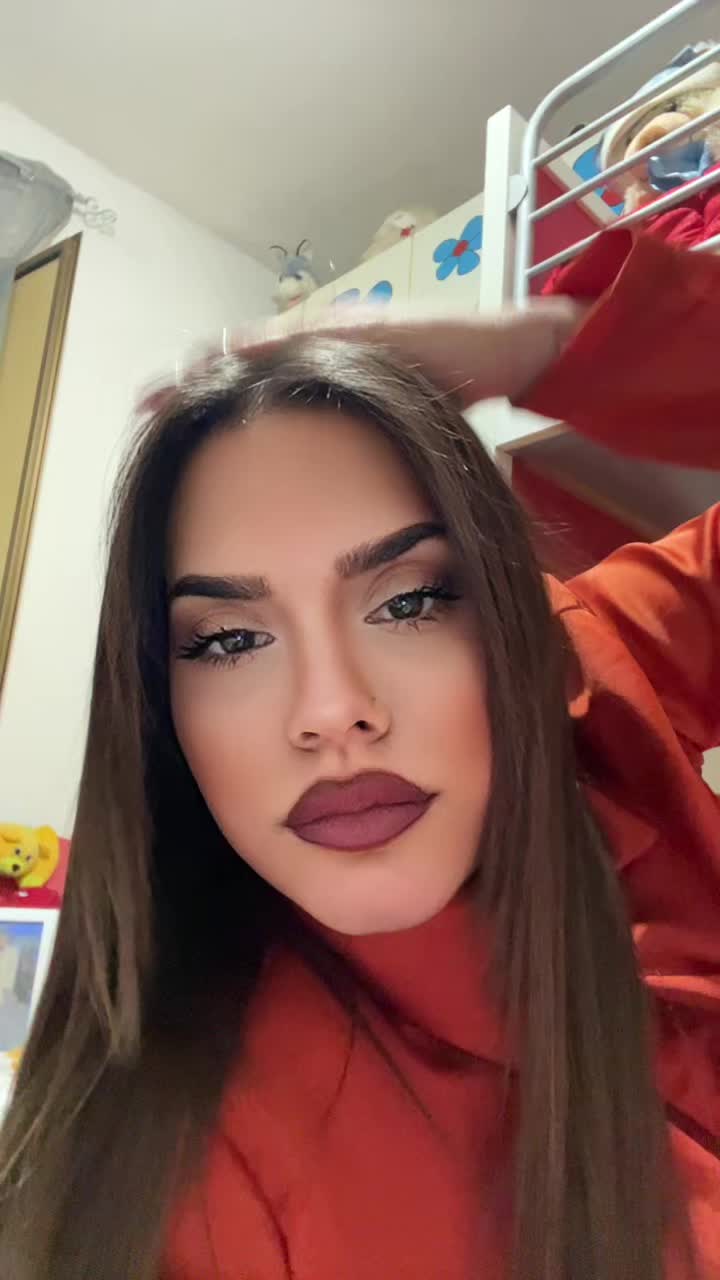 @REINA 👑