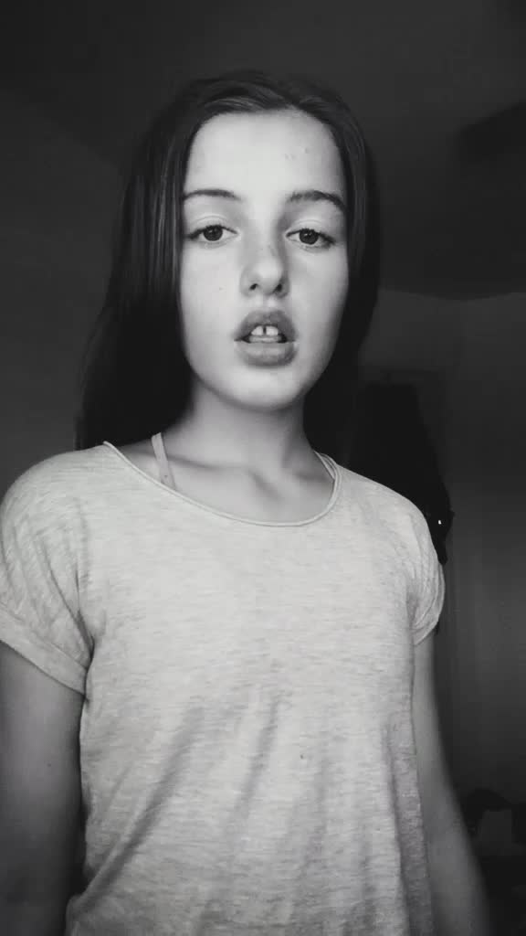 @Ella