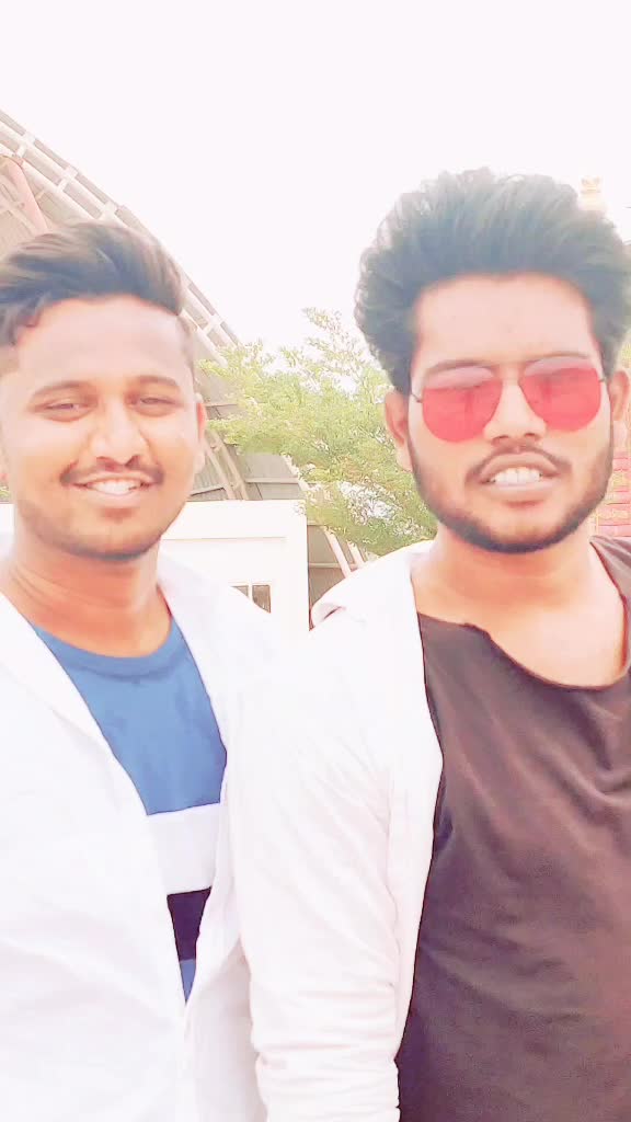 @Bala 🤩 smiley