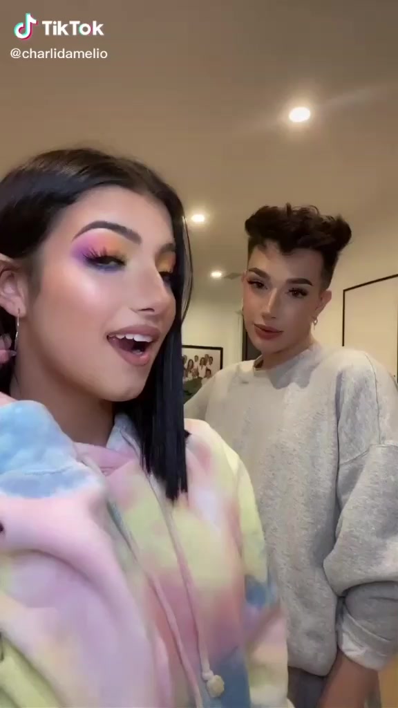 @charli damelio😻😻😻