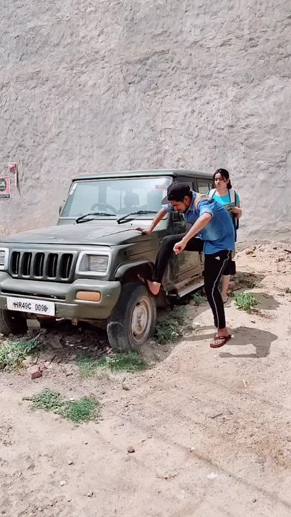 @Kukreja_Dushyal
