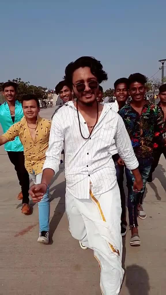 @Paras_makwana