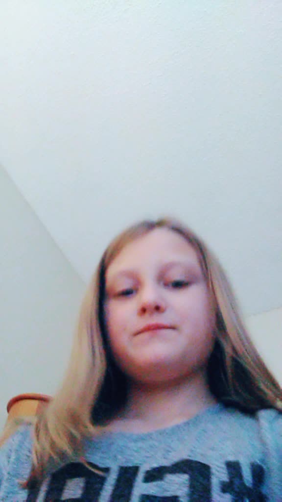 @Lizzie_2009