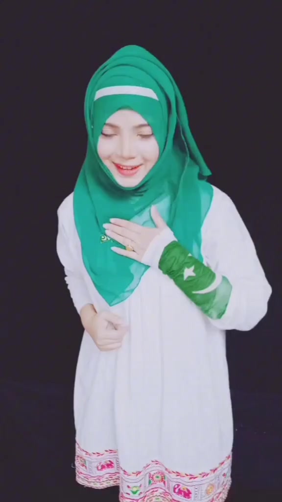 @nomi_ansari_official