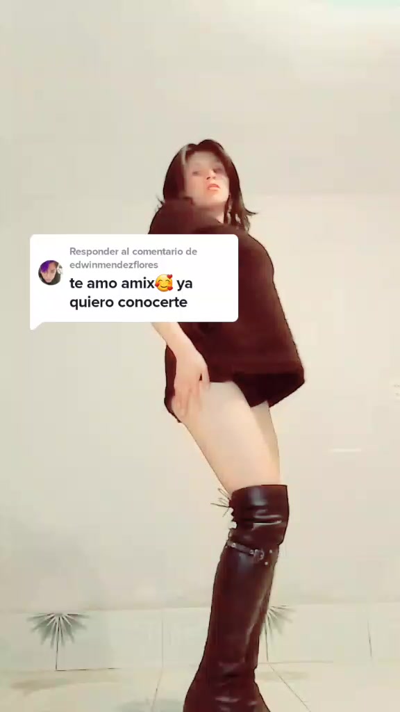 @Paola