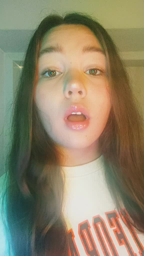 @kate_turner_