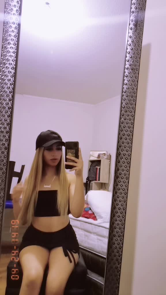 @Domi 🦋