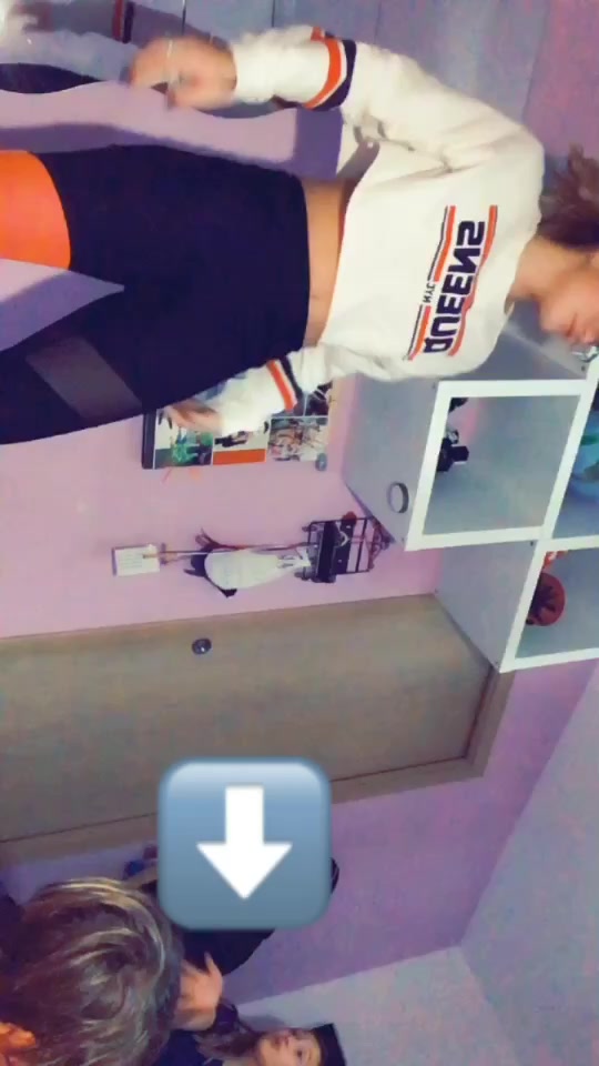 @auryginny