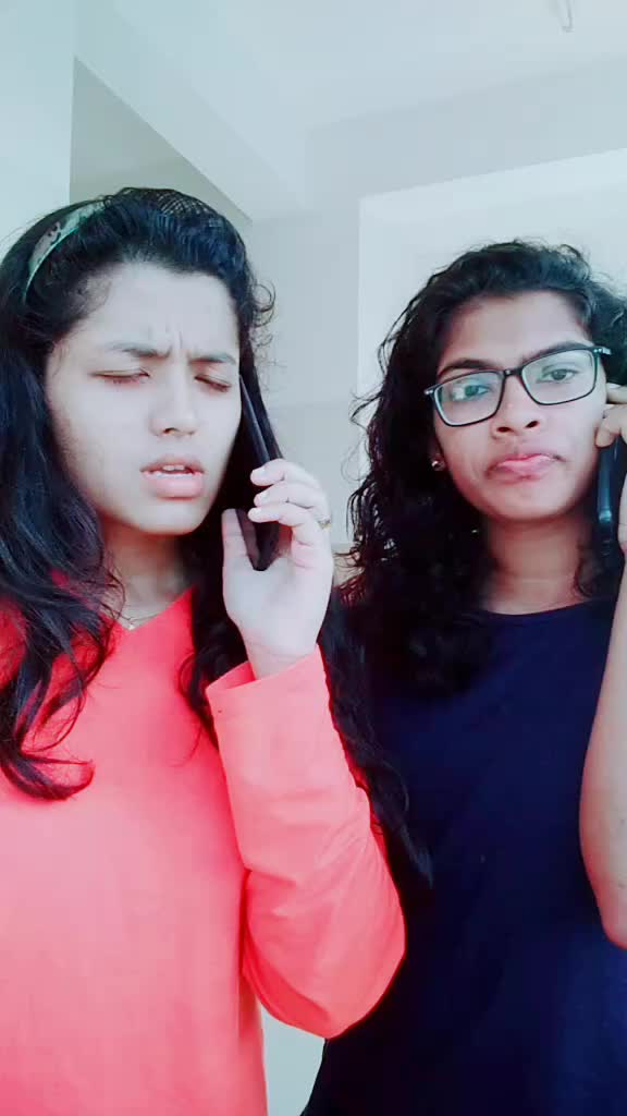 @Mahii👑