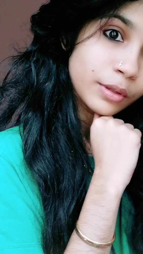 @👸👑gowrikathuz💓💞