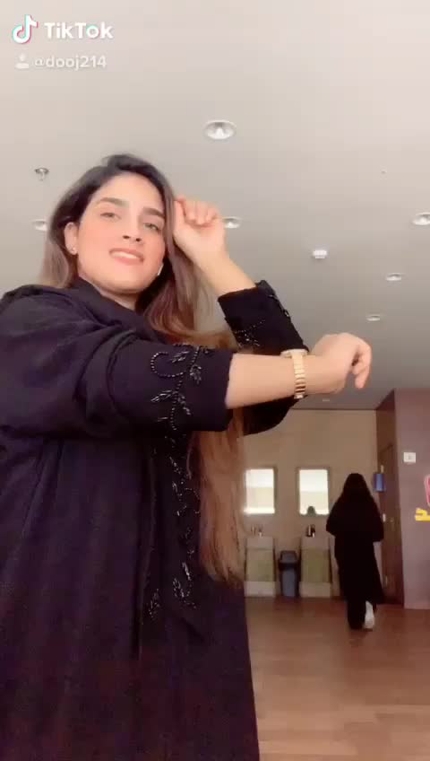 @MANAL🌟