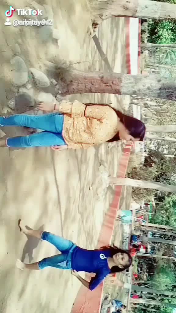 @nikiydv94