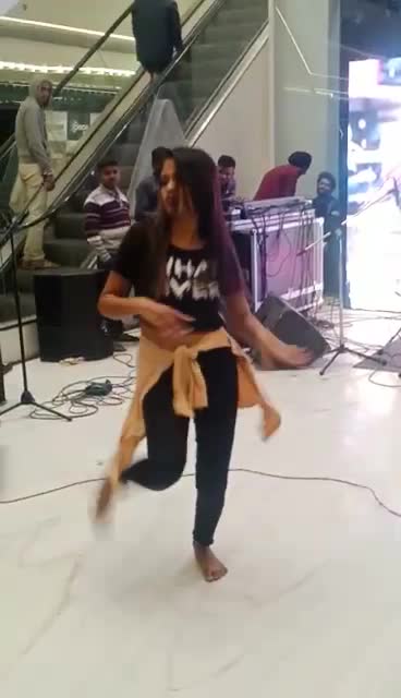 @😈TaNyA__ChAuDhArY😈