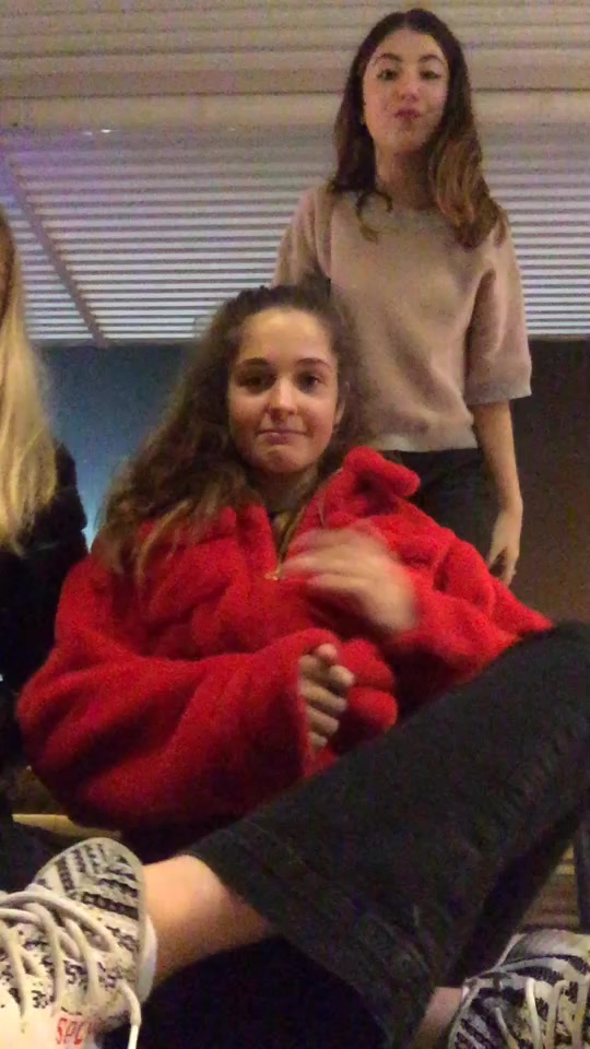 @cami_