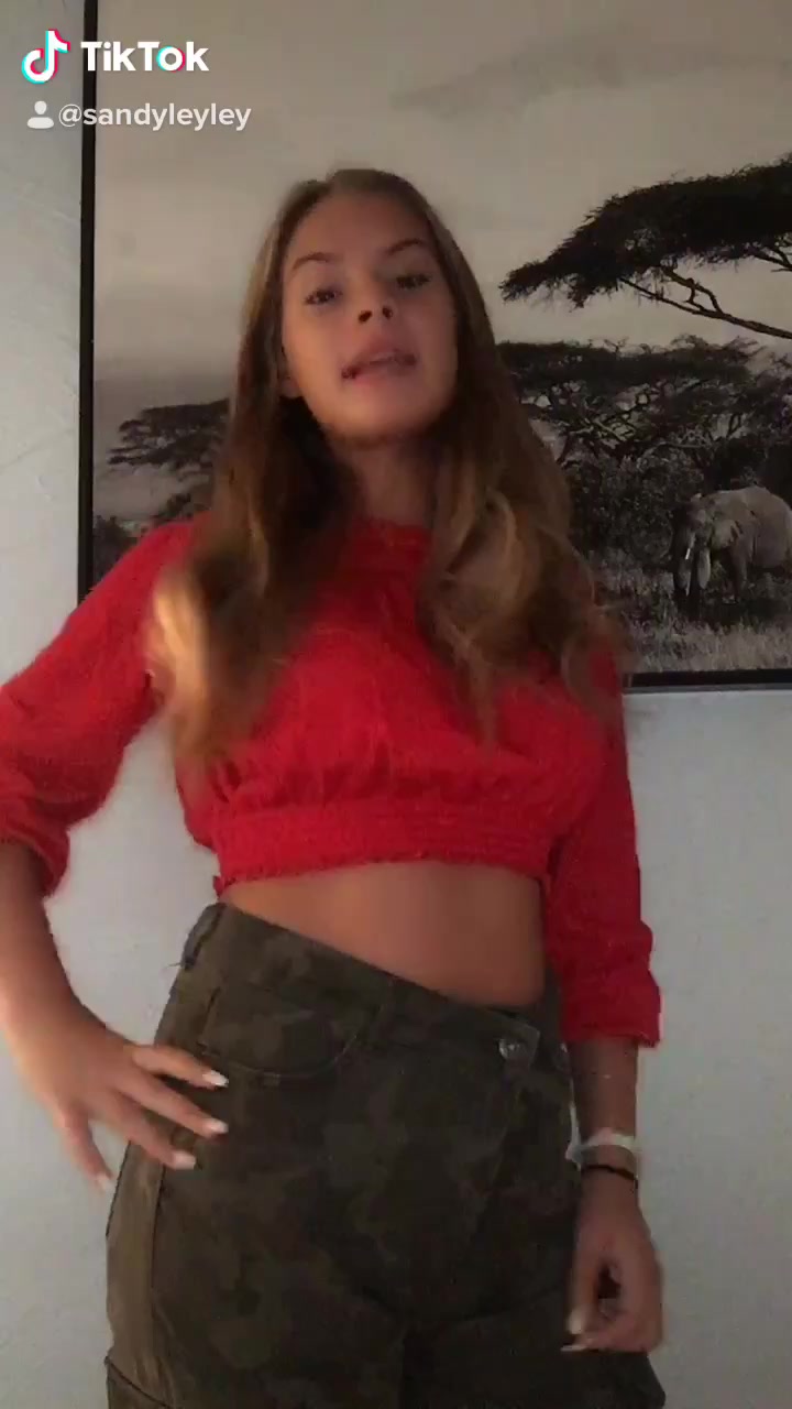 @Sandyleyley