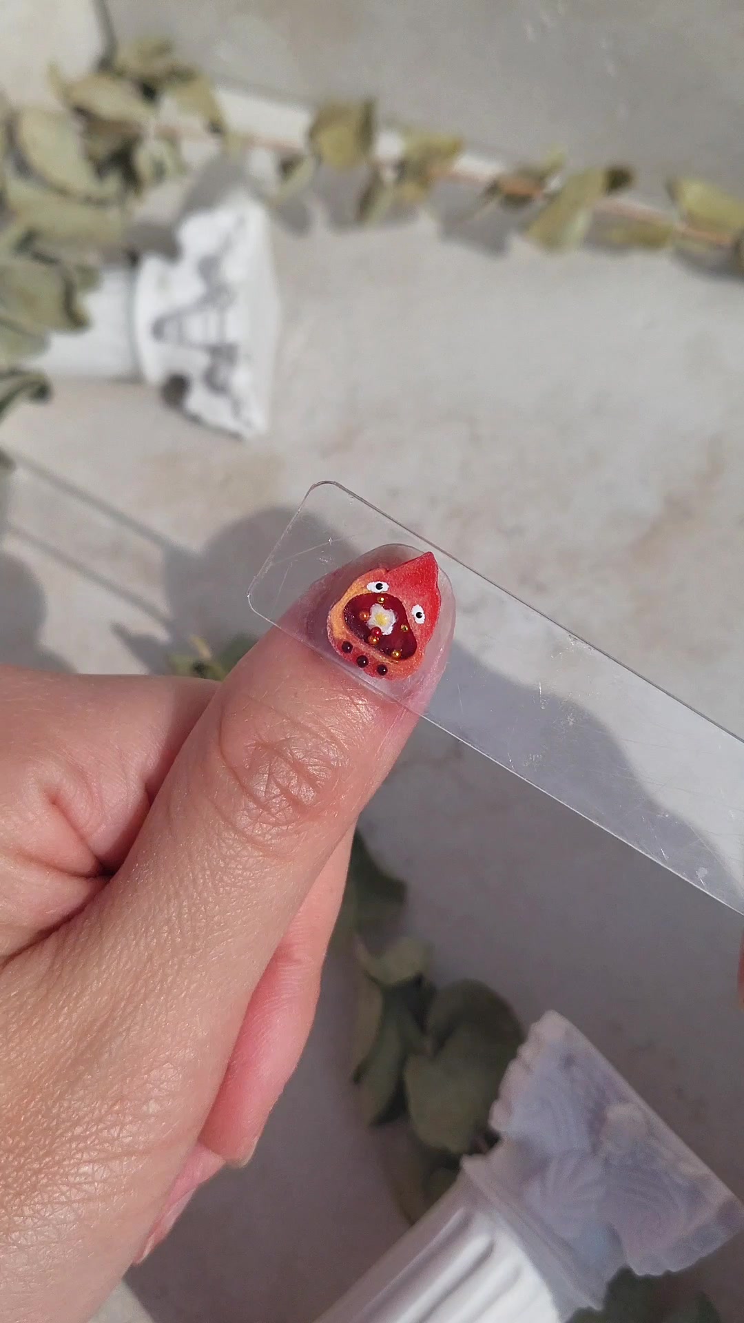 @IG: minute.nails