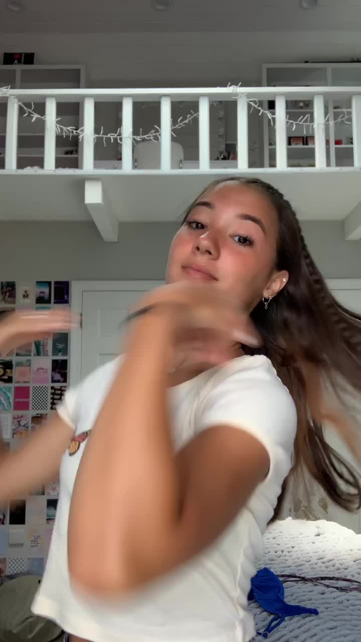 @Sabrina
