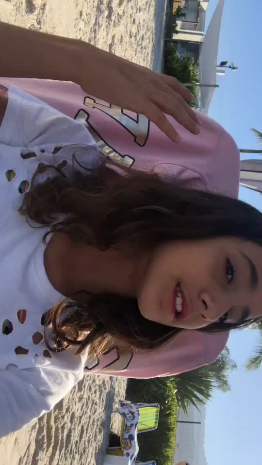 @Gabi💚🖤