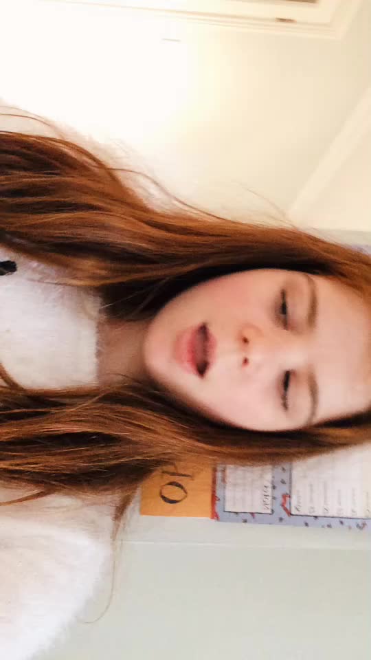 @Jess🐬 Scarlett🙈