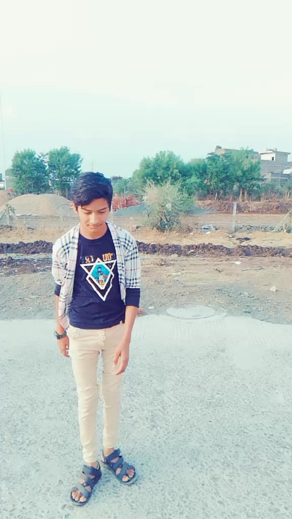 @Darshan_prajapati_77