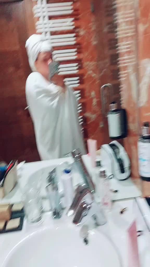 @Isa
