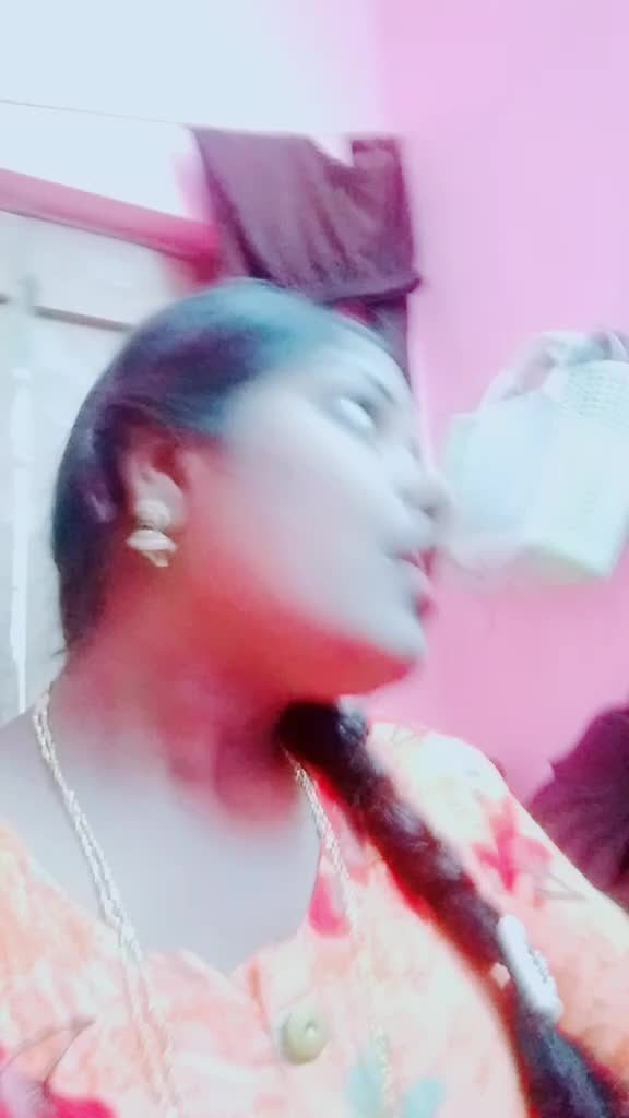 @luckyangela0