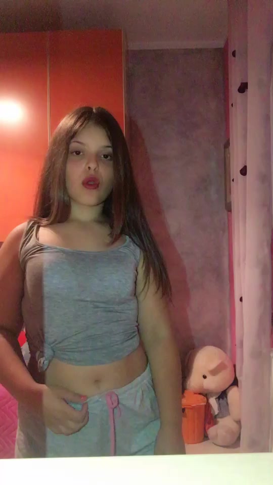 @Valentina 😝